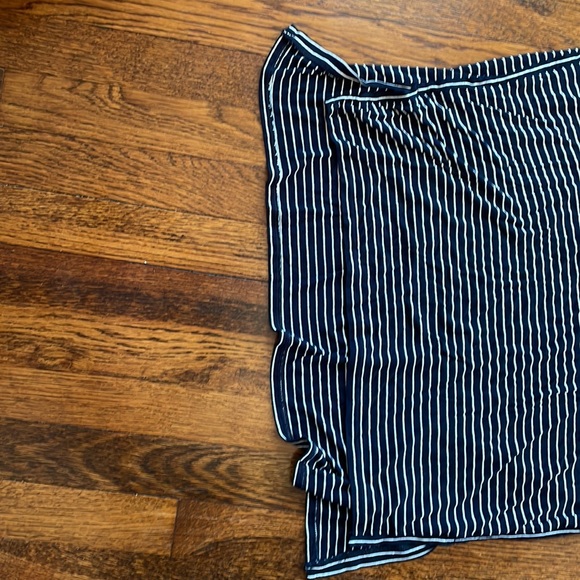 3 for $15 Loft navy and white striped casual top, size medium - Picture 5 of 8